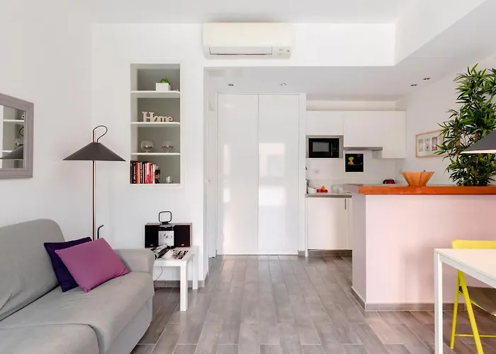 Rhome Accomodation